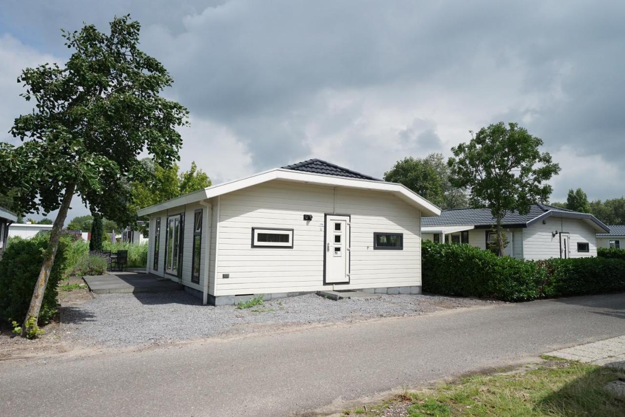 Europarcs De Biesbosch Hotel Willemsdorp Bilik gambar