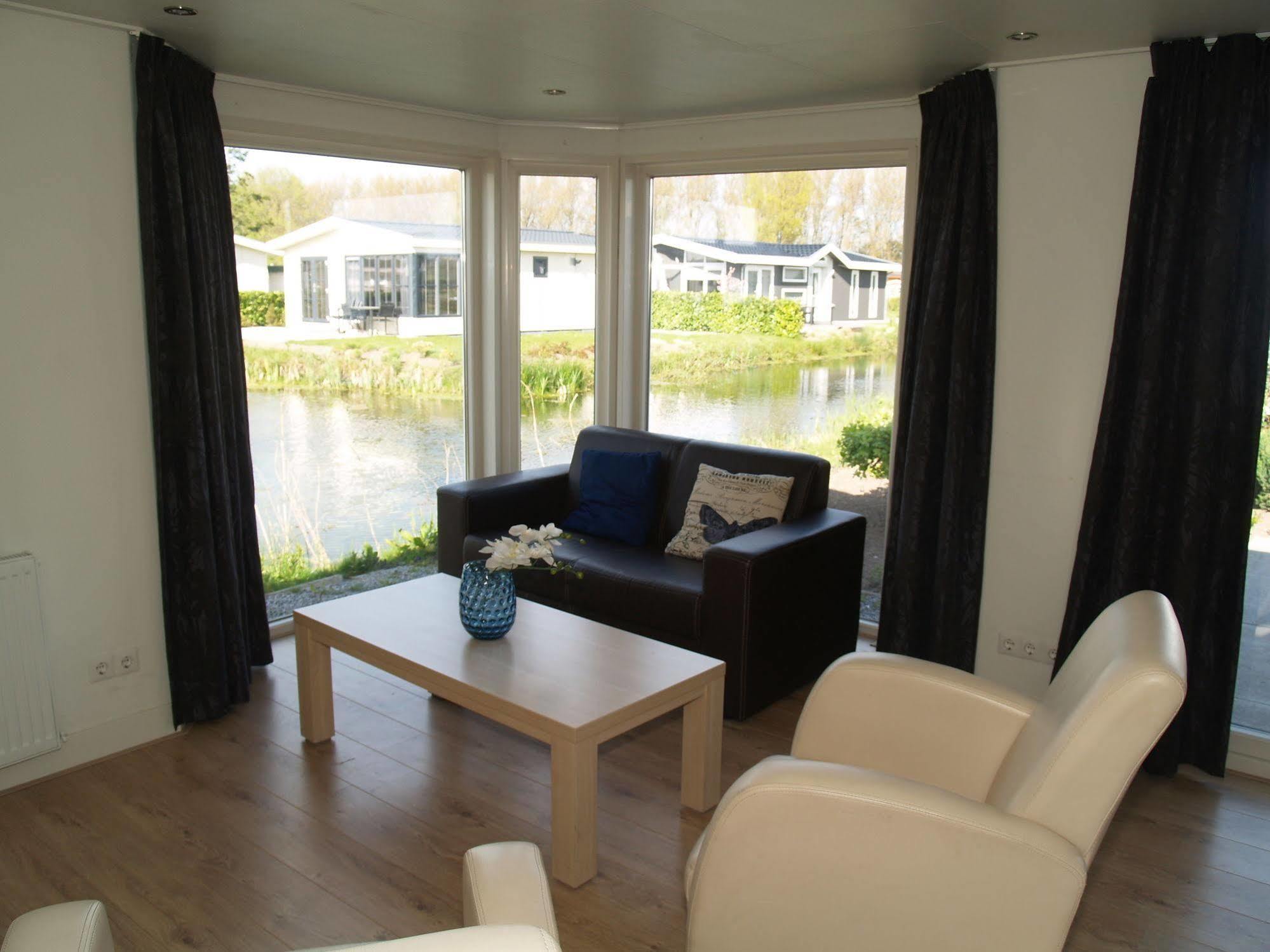 Europarcs De Biesbosch Hotel Willemsdorp Luaran gambar